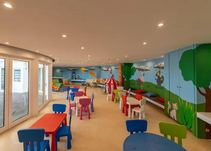 Akisol Tavira Jungle 아파트